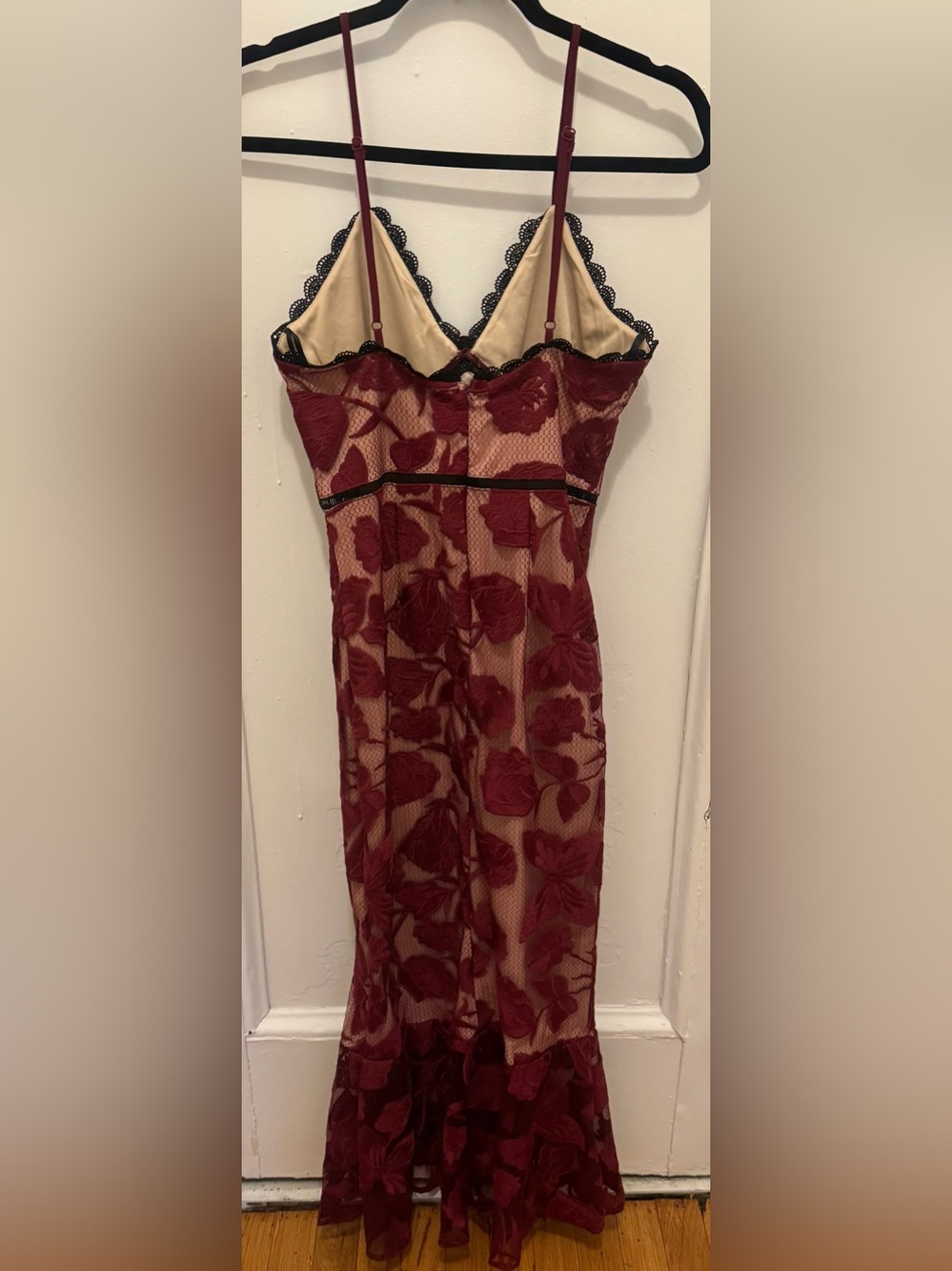 XS Lulu's Alluring Dream Burgundy Floral Mesh Lace Trumpet Midi Dress - Picture 5 of 6